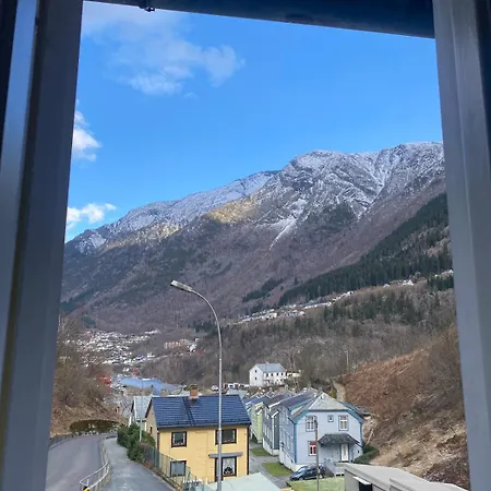 Spacious Trolltunga Close To The Center, Good Parking Apartment