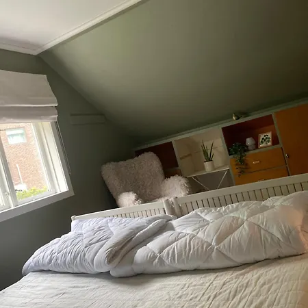 Spacious Trolltunga Close To The Center, Good Parking Apartment *