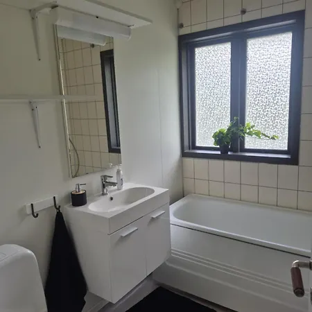 Spacious Trolltunga 2 Floor, Good Parking * Odda
