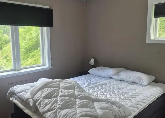 Spacious Trolltunga 2 Floor, Good Parking Appartement